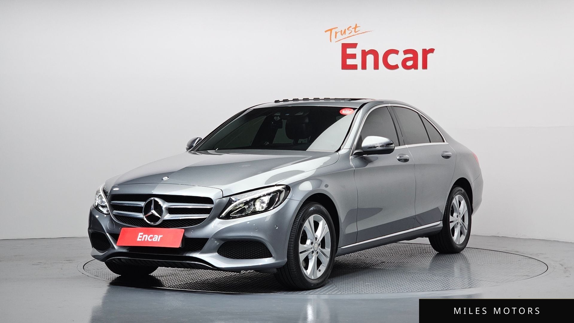 Mercedes-Benz C-Class W205 2016 — фото 1 из 12