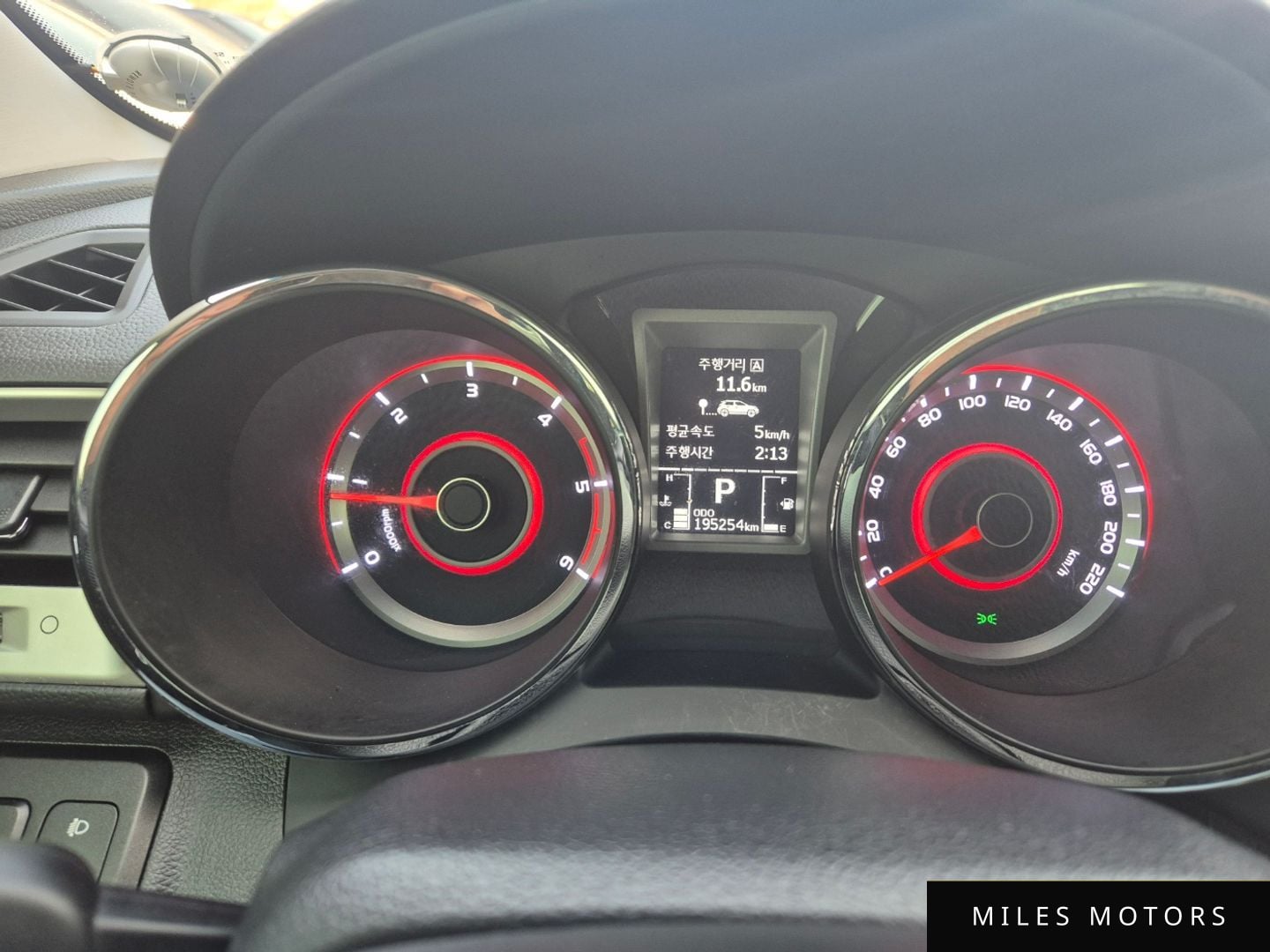 KG Mobility Tivoli 2016 — миниатюра 8