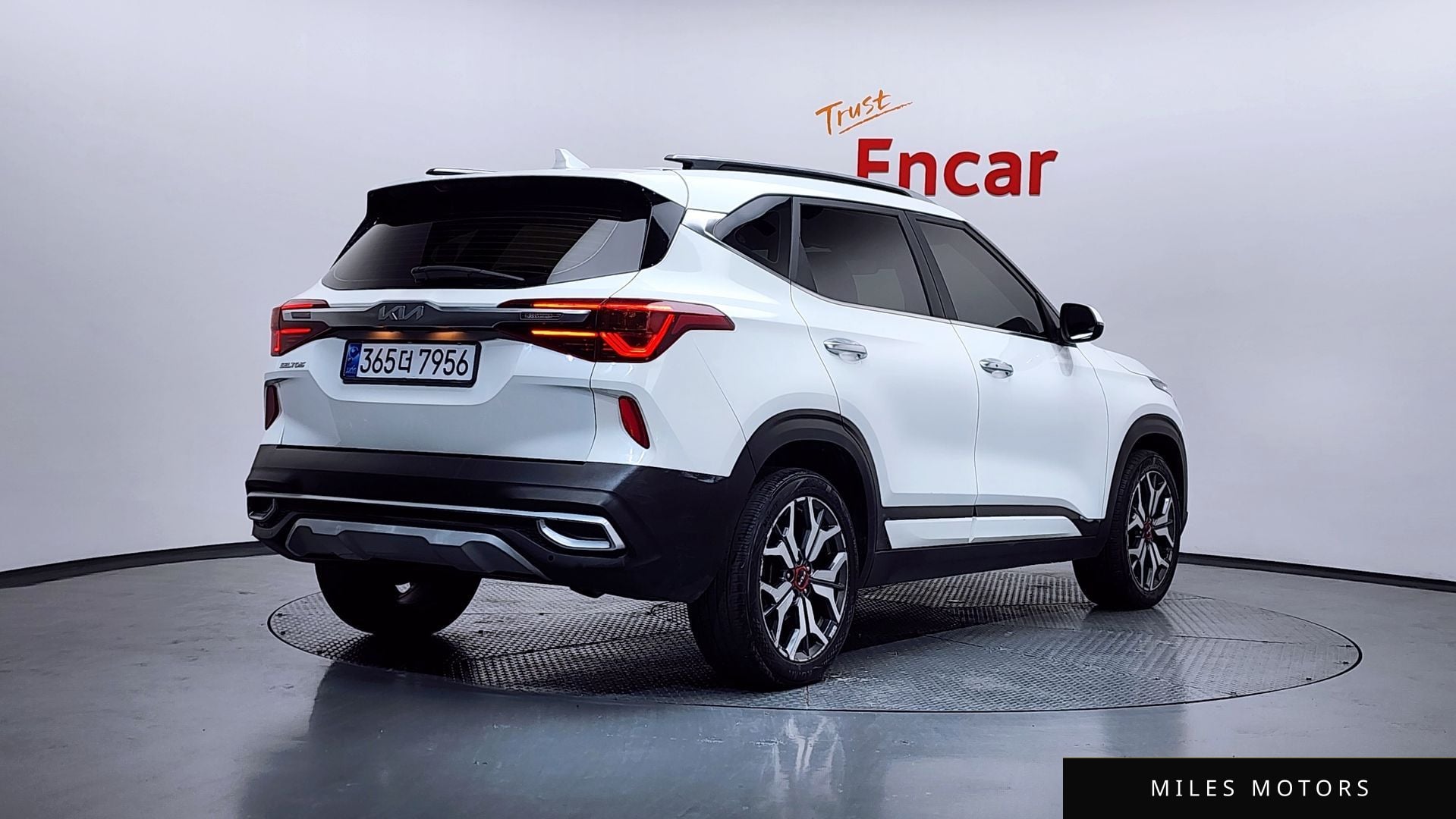 Kia Seltos 2023 — миниатюра 2