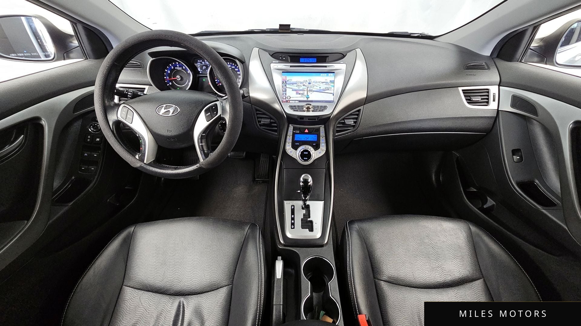 Hyundai AVANTE 2012 — миниатюра 10