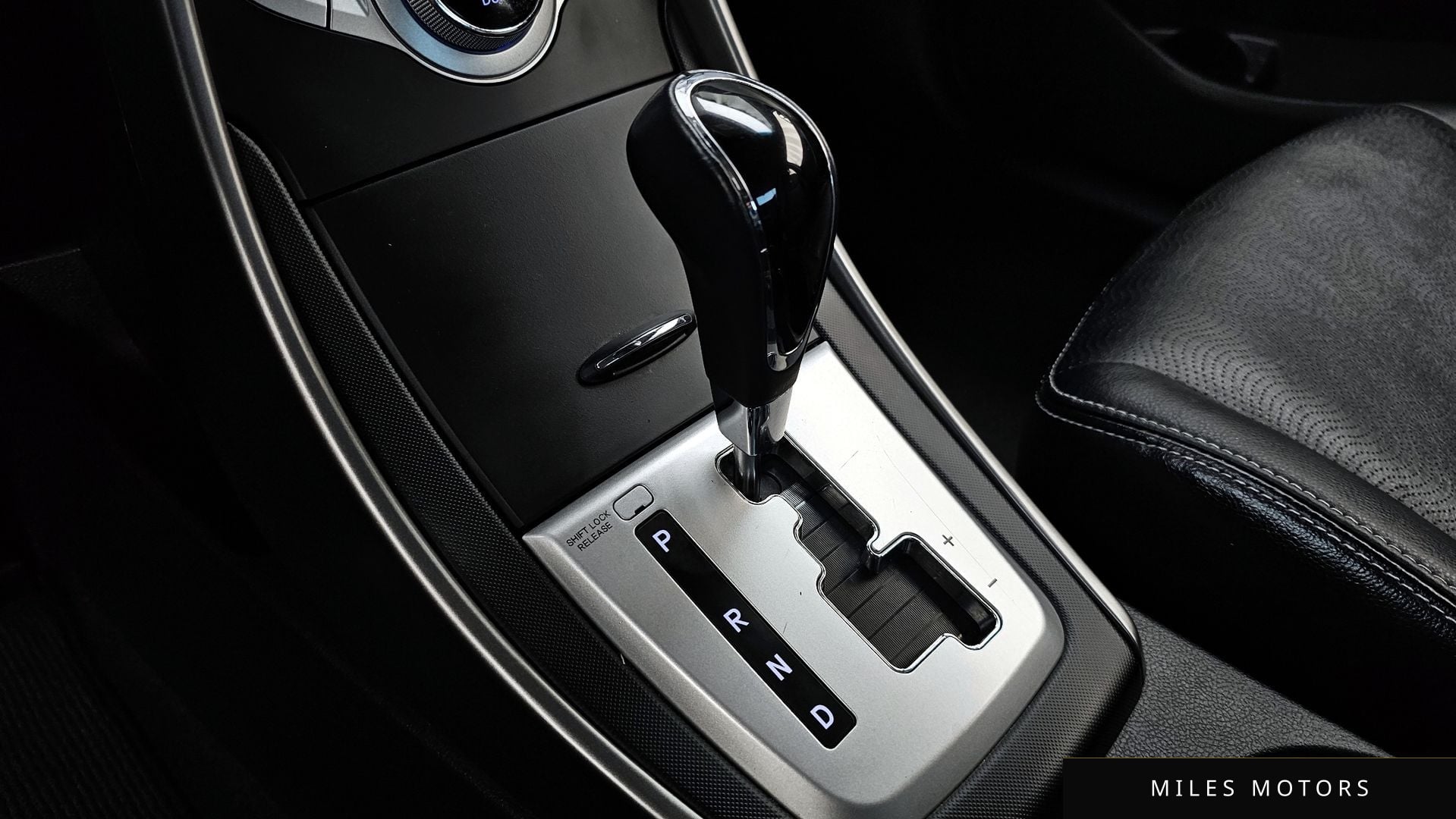 Hyundai AVANTE 2012 — миниатюра 12