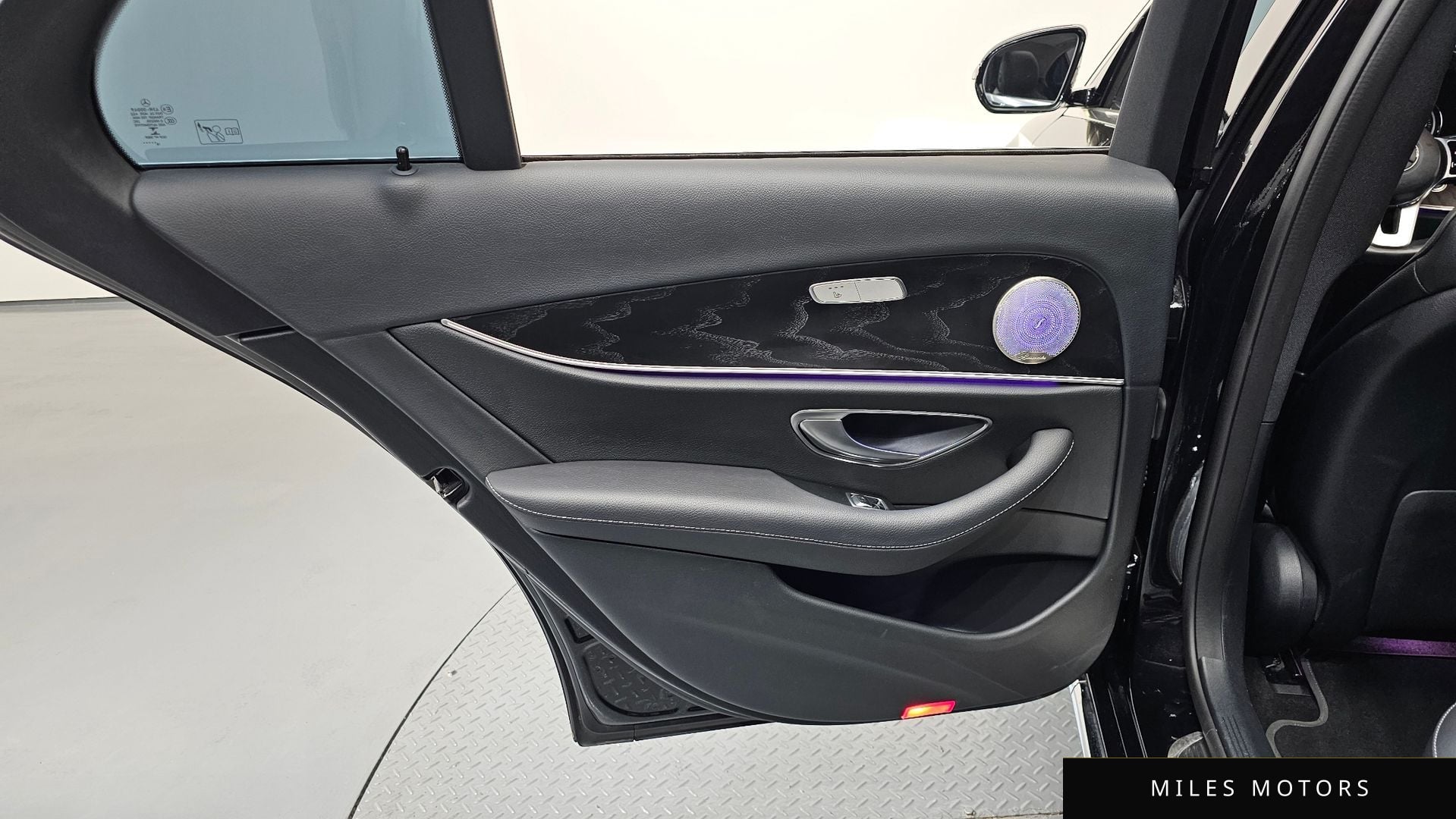 Mercedes-Benz E-Class W213 2019 — миниатюра 15