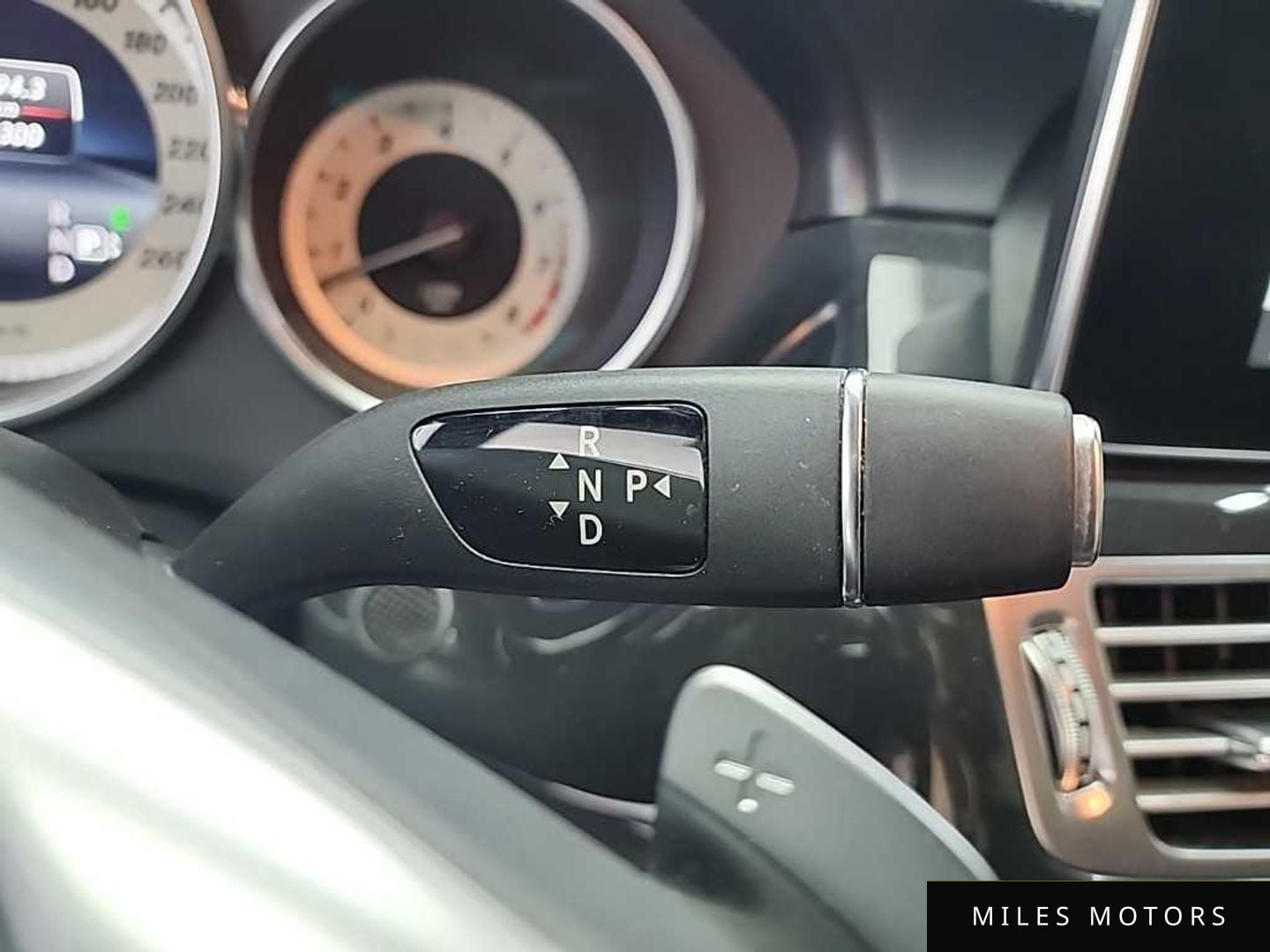 Mercedes-Benz CLS-Class W218 2015 — миниатюра 8