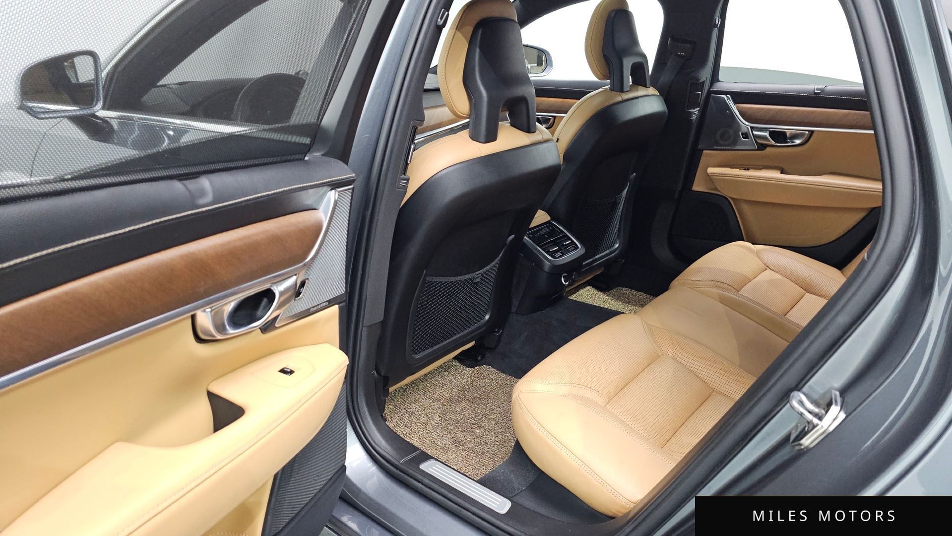 Volvo S90 2018 — миниатюра 11