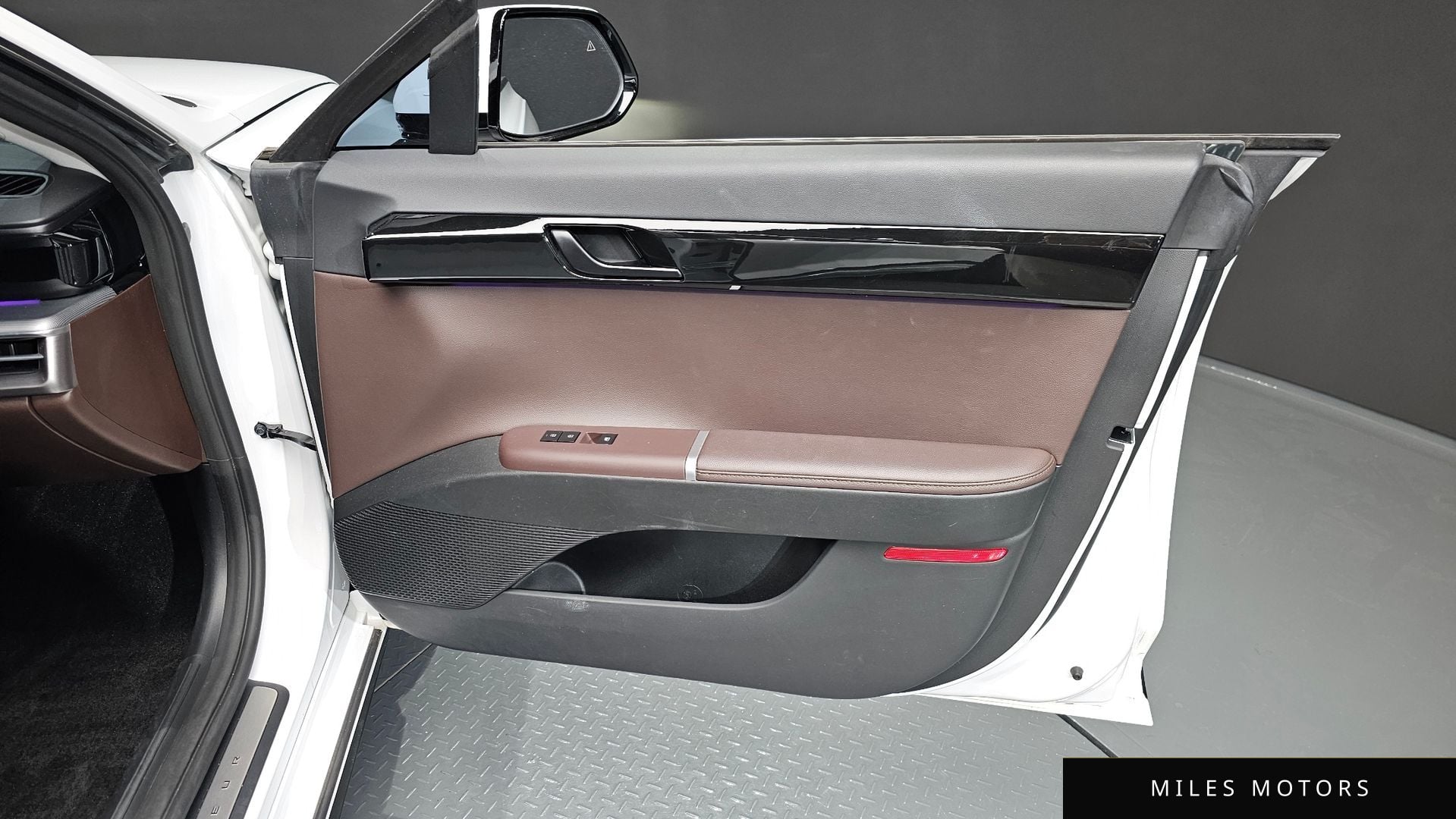 Hyundai 그랜저 (GN7) 2023 — миниатюра 13