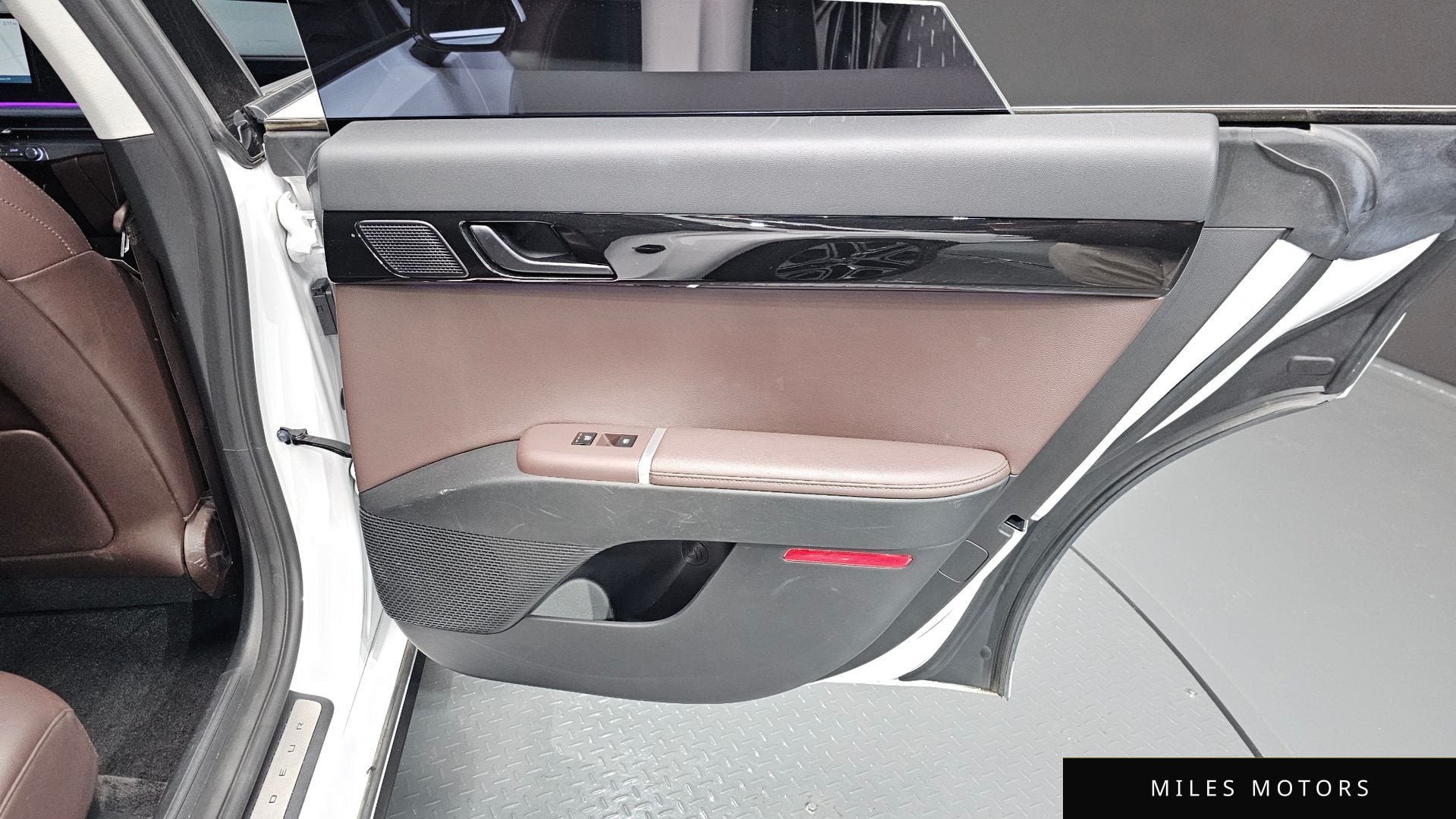 Hyundai 그랜저 (GN7) 2023 — миниатюра 14