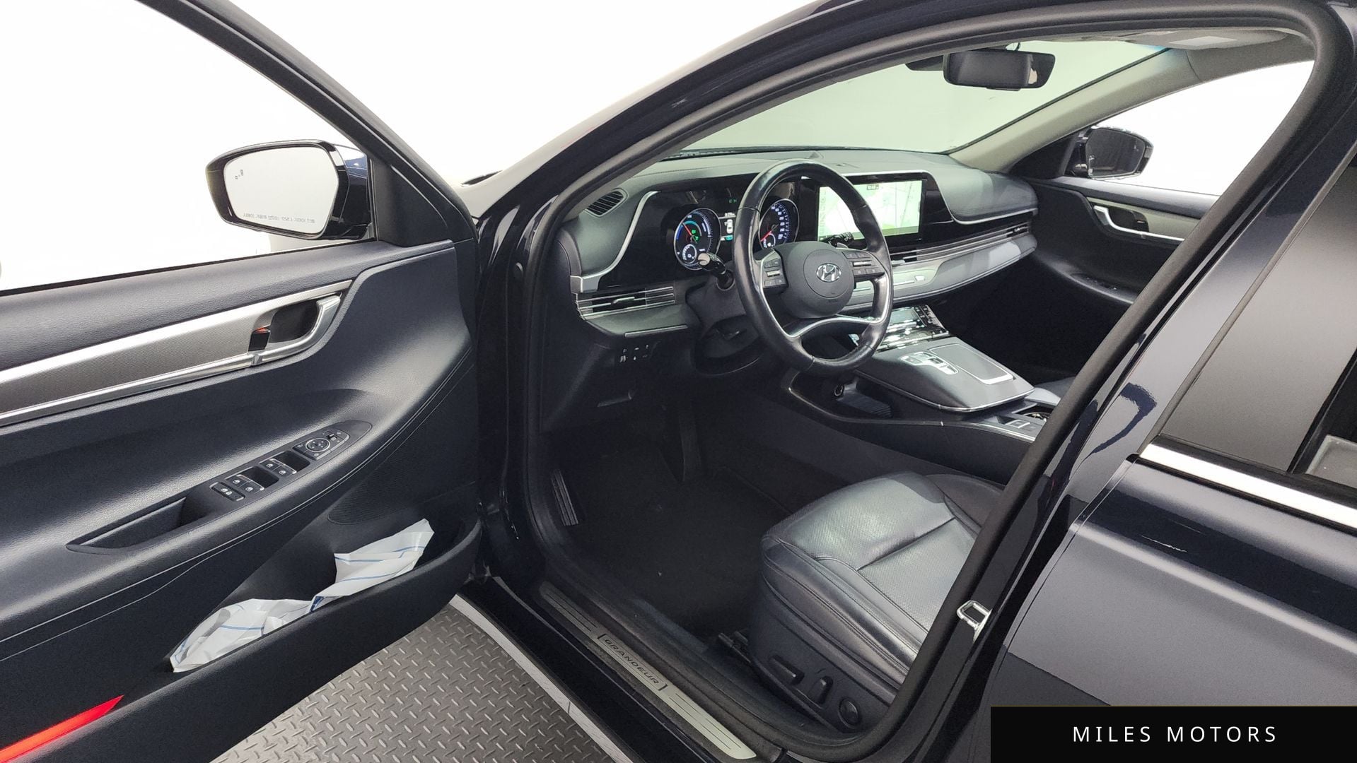 Hyundai 뉴 그랜저 IG 하이브리드 2021 — миниатюра 13