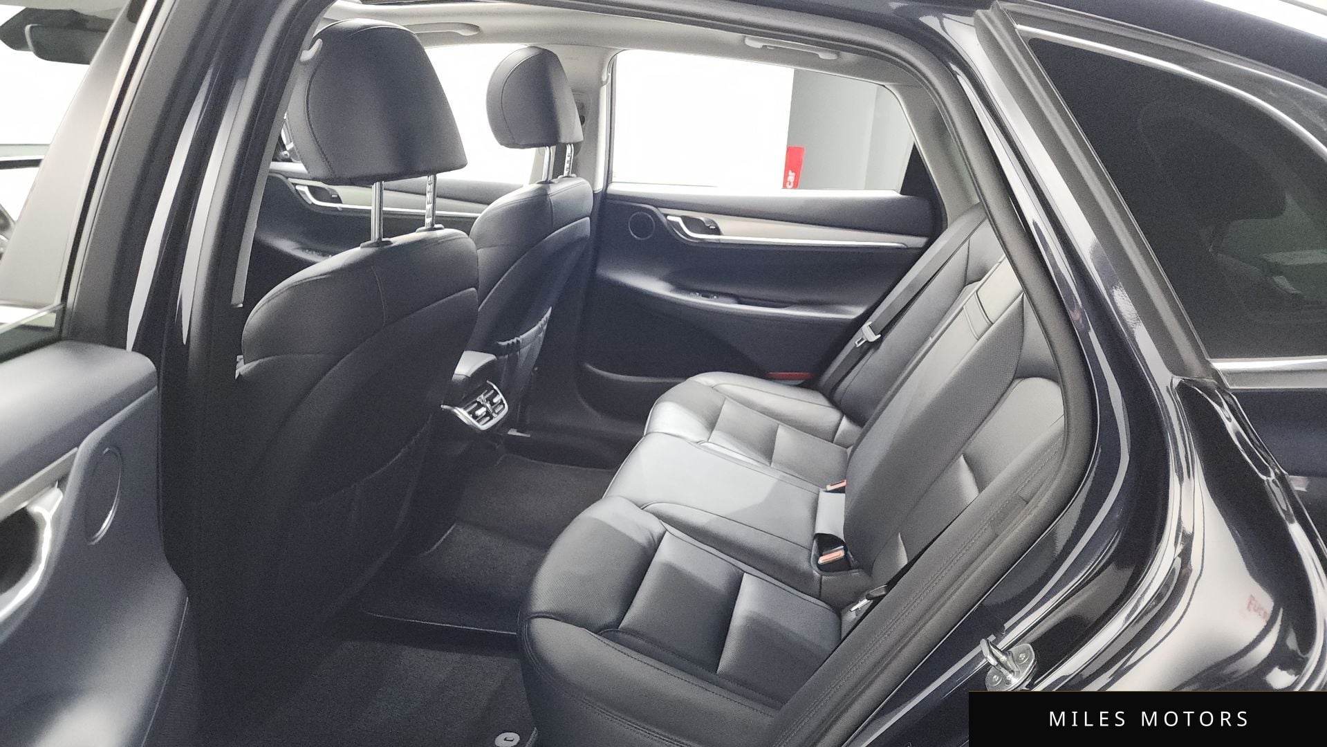 Hyundai 뉴 그랜저 IG 하이브리드 2021 — миниатюра 33