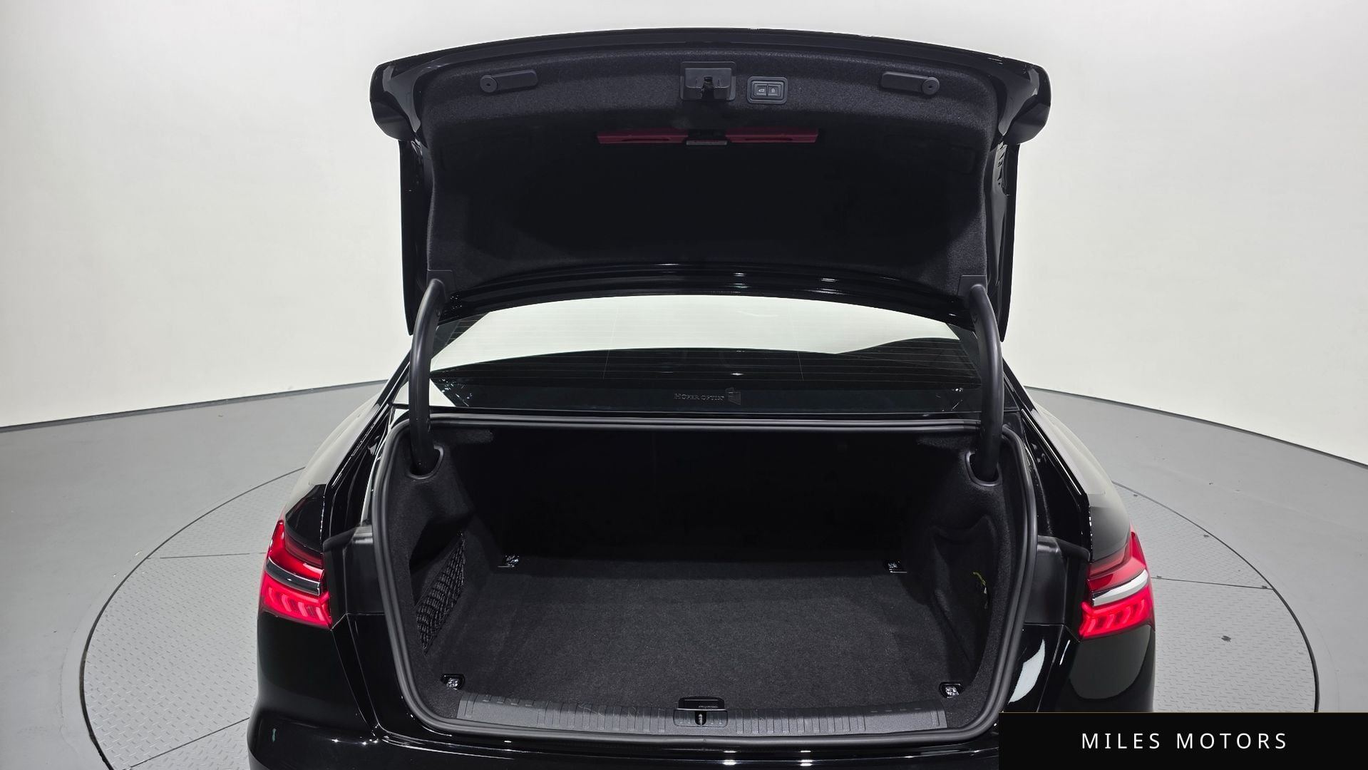 Audi A6 (C8) 2021 — миниатюра 26