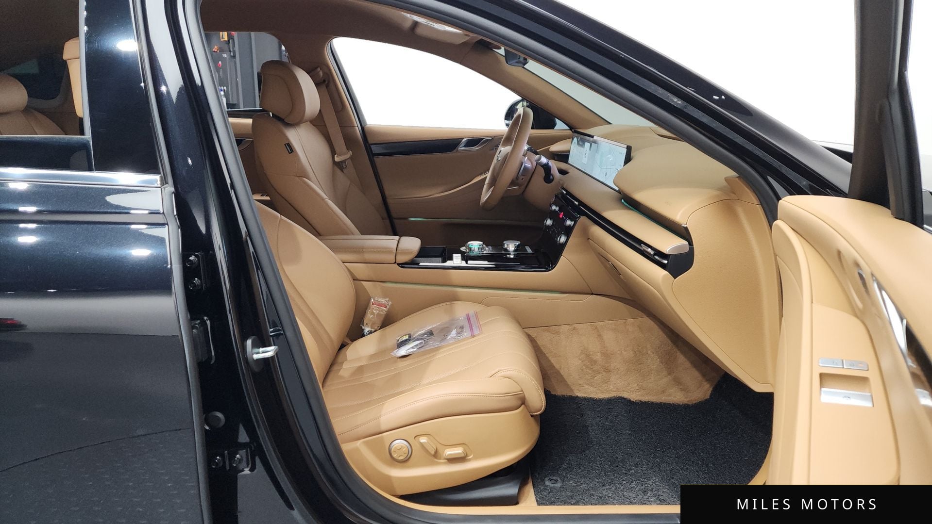 Genesis G80 (RG3) 2025 — миниатюра 11