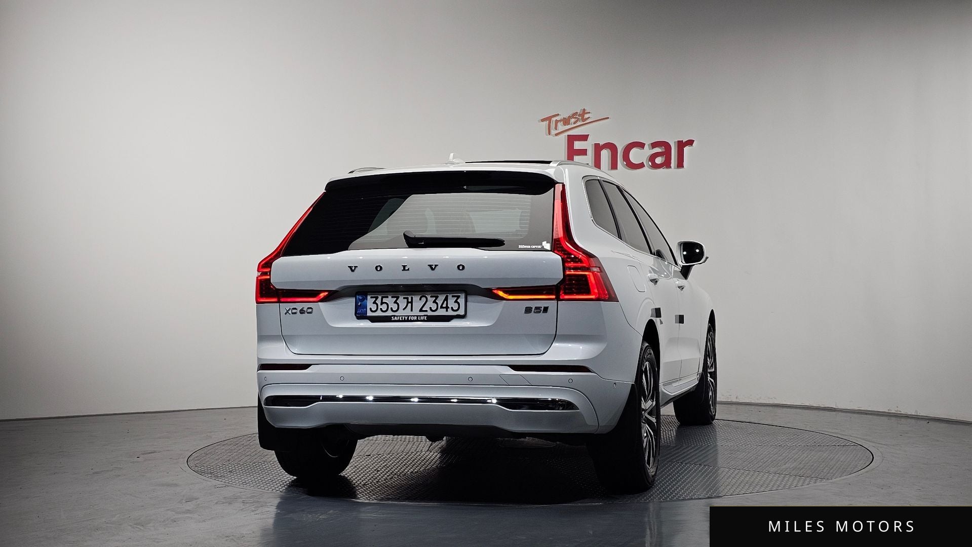 Volvo XC60 2025 — миниатюра 4