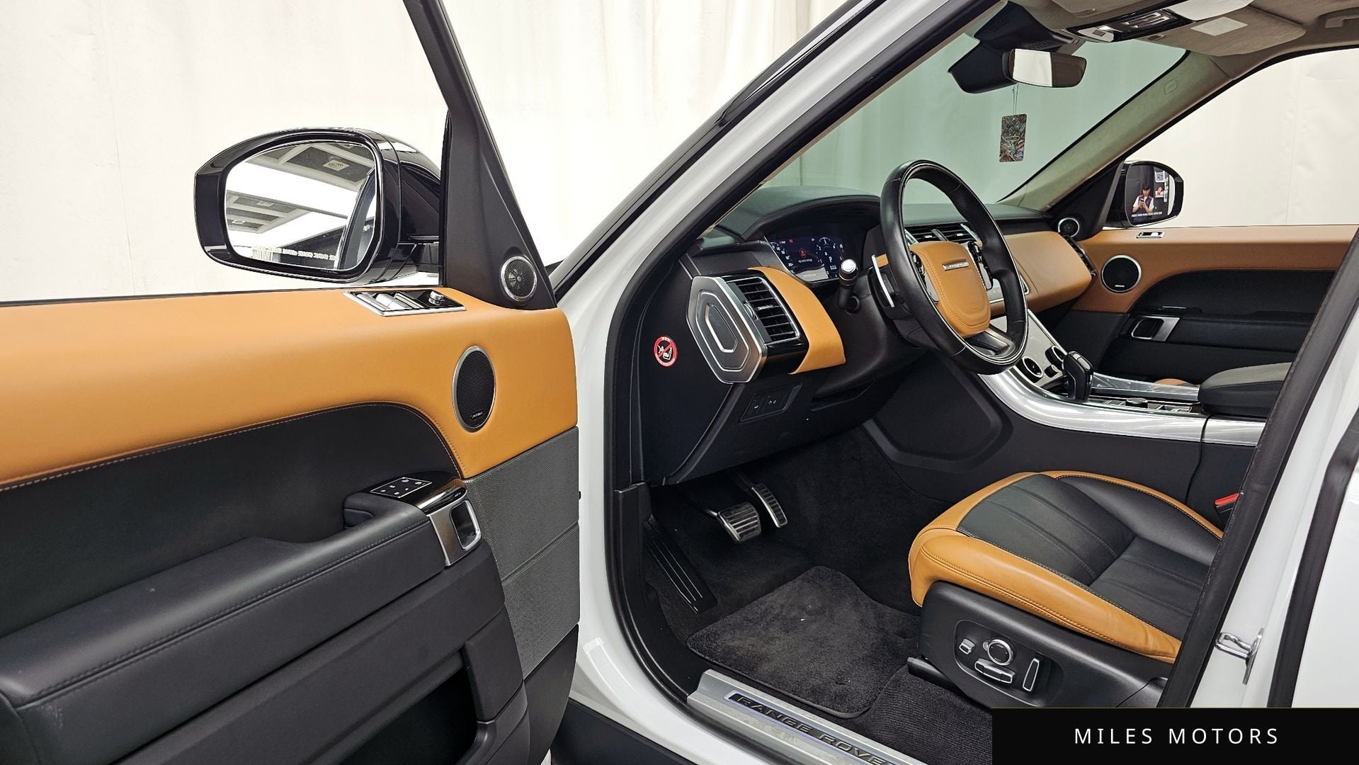 Land Rover Range Rover Sport 2021 — миниатюра 13