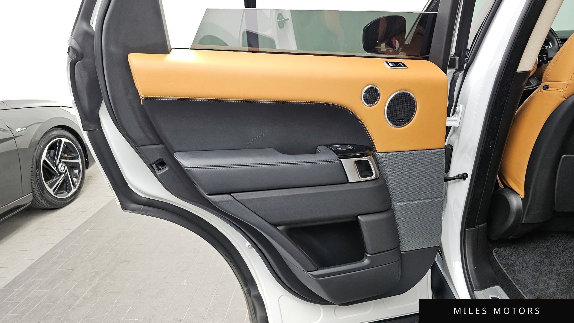 Land Rover Range Rover Sport 2021 — миниатюра 15