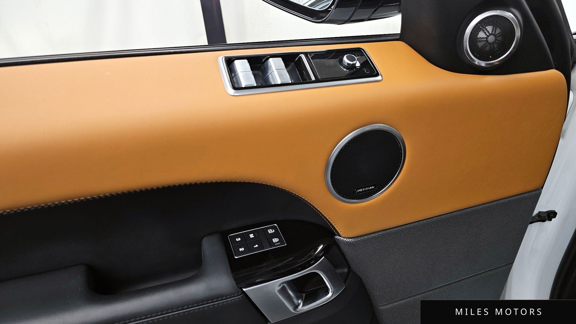 Land Rover Range Rover Sport 2021 — миниатюра 38