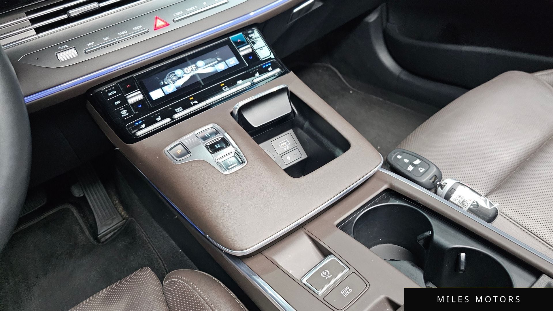 Hyundai 뉴 그랜저 IG 2022 — миниатюра 11