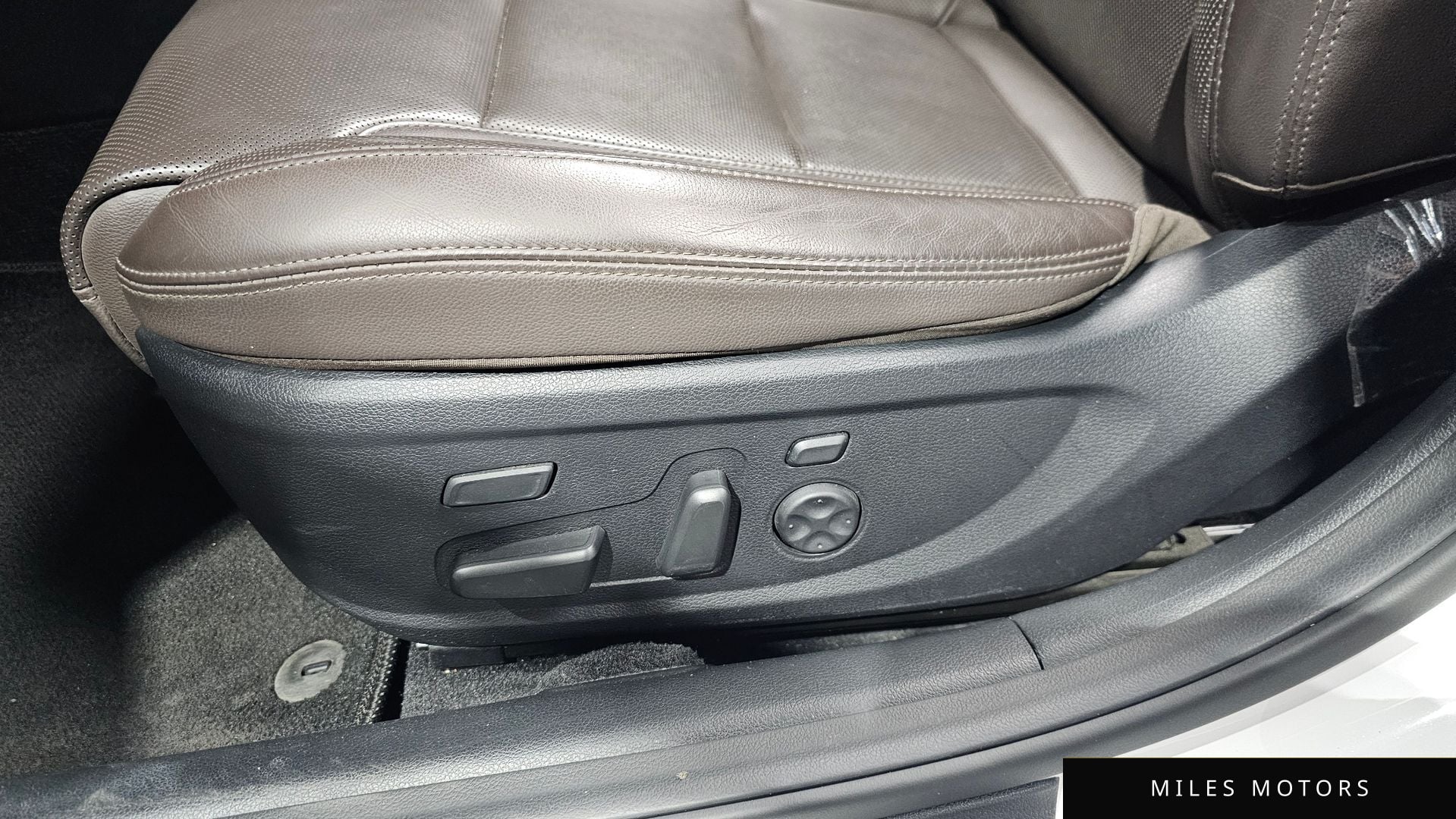 Hyundai 뉴 그랜저 IG 2022 — миниатюра 31