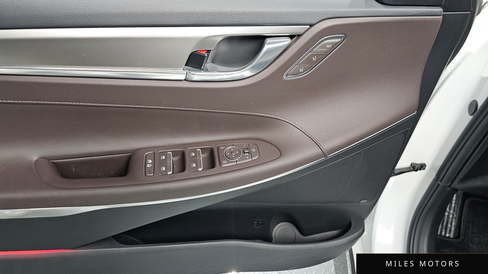Hyundai 뉴 그랜저 IG 2022 — миниатюра 34