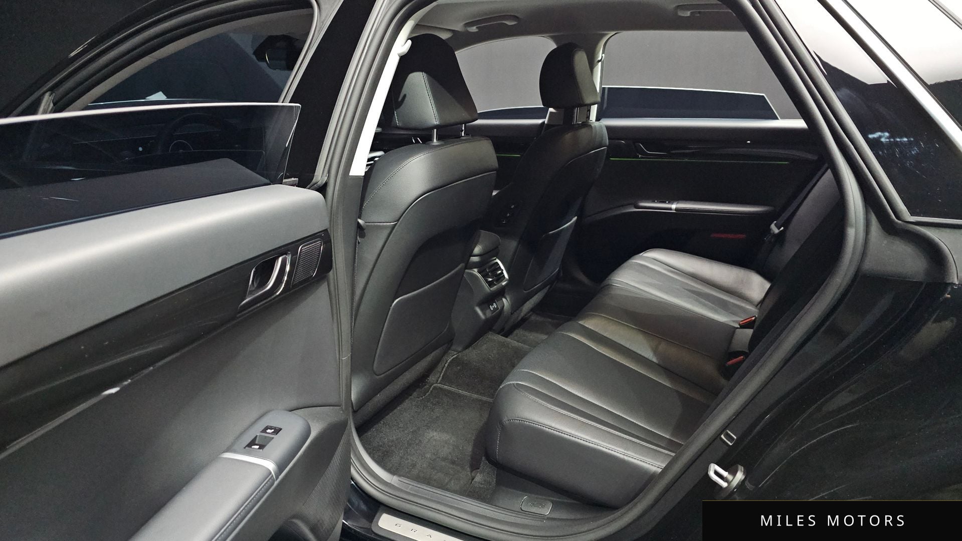 Hyundai Grandeur 2023 — миниатюра 11