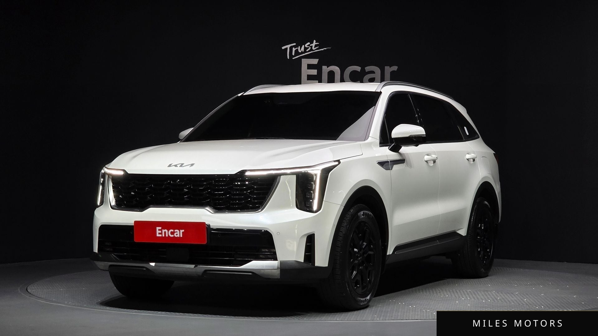 Kia Sorento 2024 — фото 1 из 12