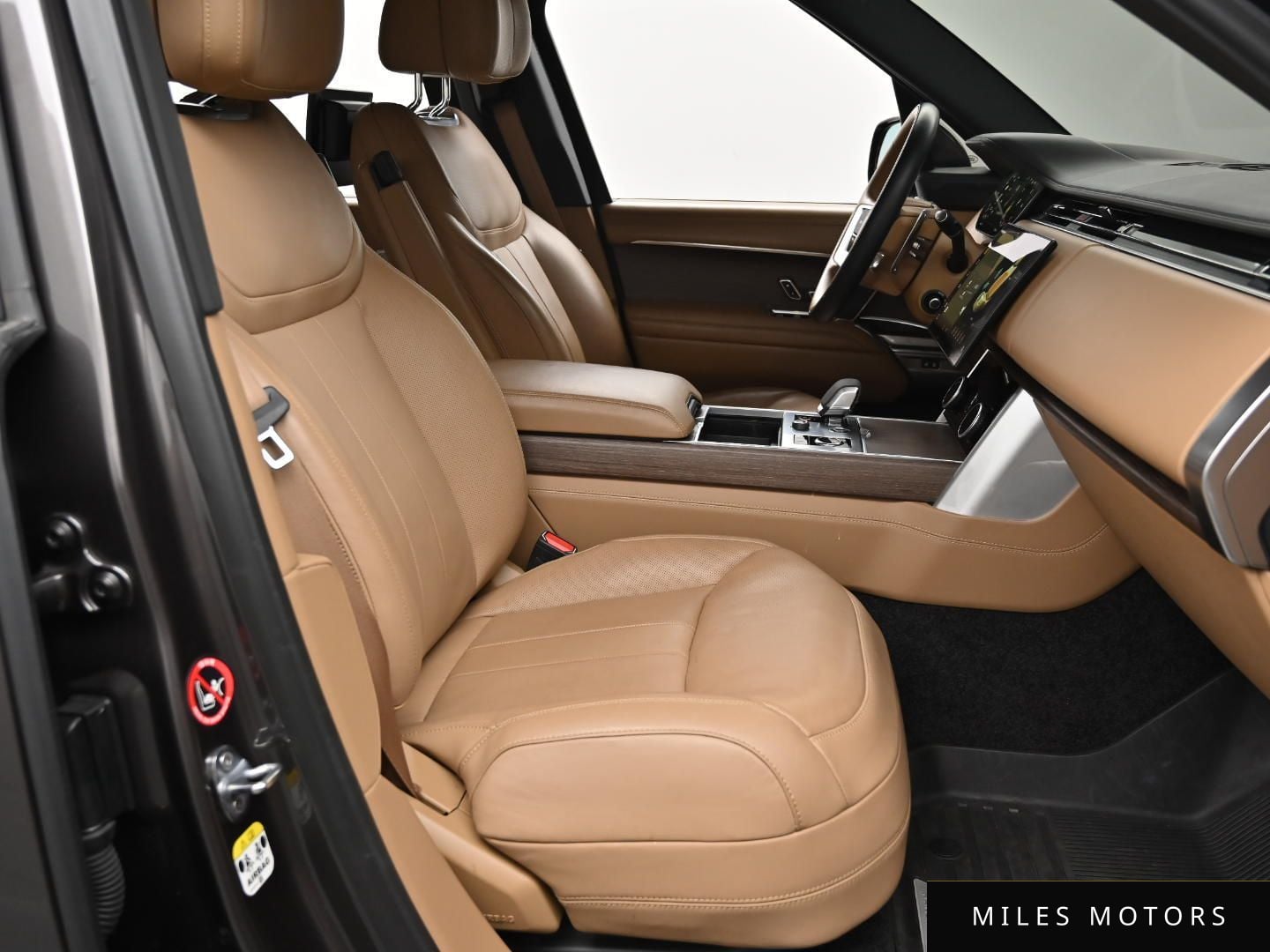 Land Rover Range Rover 2023 — миниатюра 10