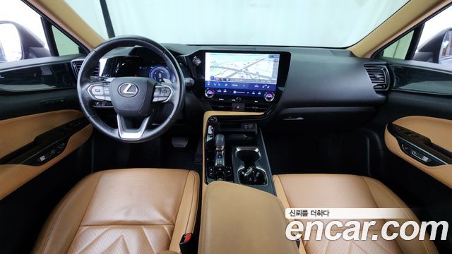 Лексус NX350h 2023 — миниатюра 10