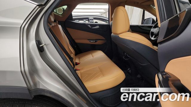 Лексус NX350h 2023 — миниатюра 22