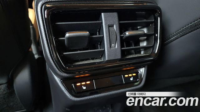 Лексус NX350h 2023 — миниатюра 29