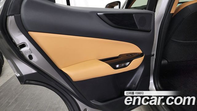 Лексус NX350h 2023 — миниатюра 15