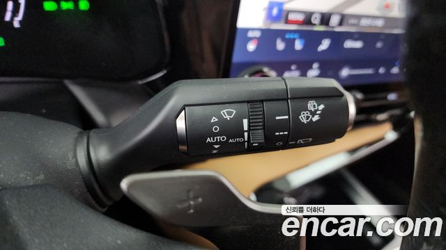 Лексус NX350h 2023 — миниатюра 35