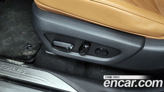 Лексус NX350h 2023 — миниатюра 38