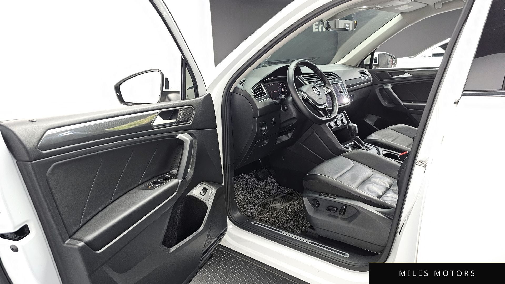 Volkswagen Tiguan 2020 — миниатюра 10