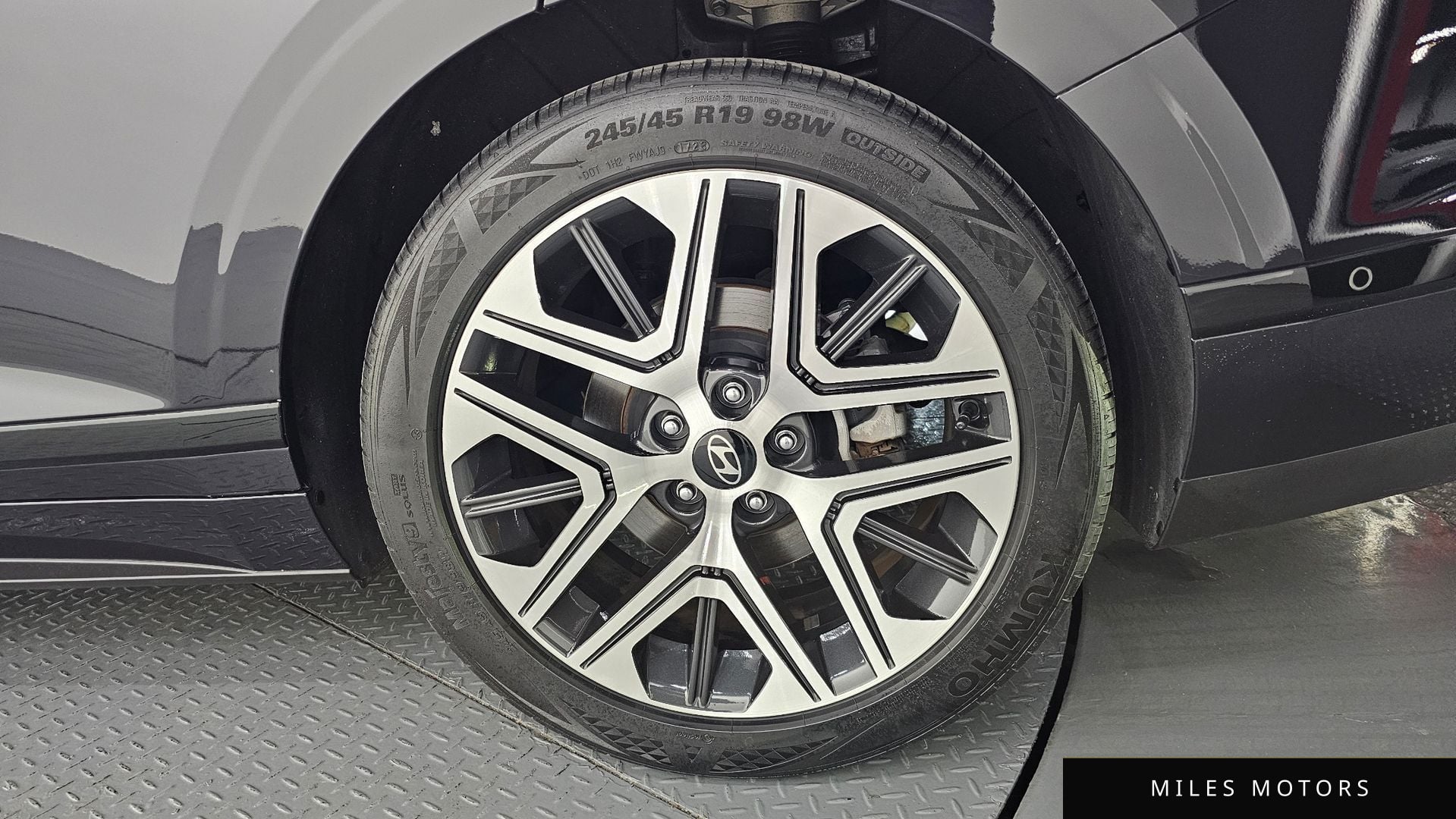 Hyundai 그랜저 하이브리드 (GN7) 2023 — миниатюра 7