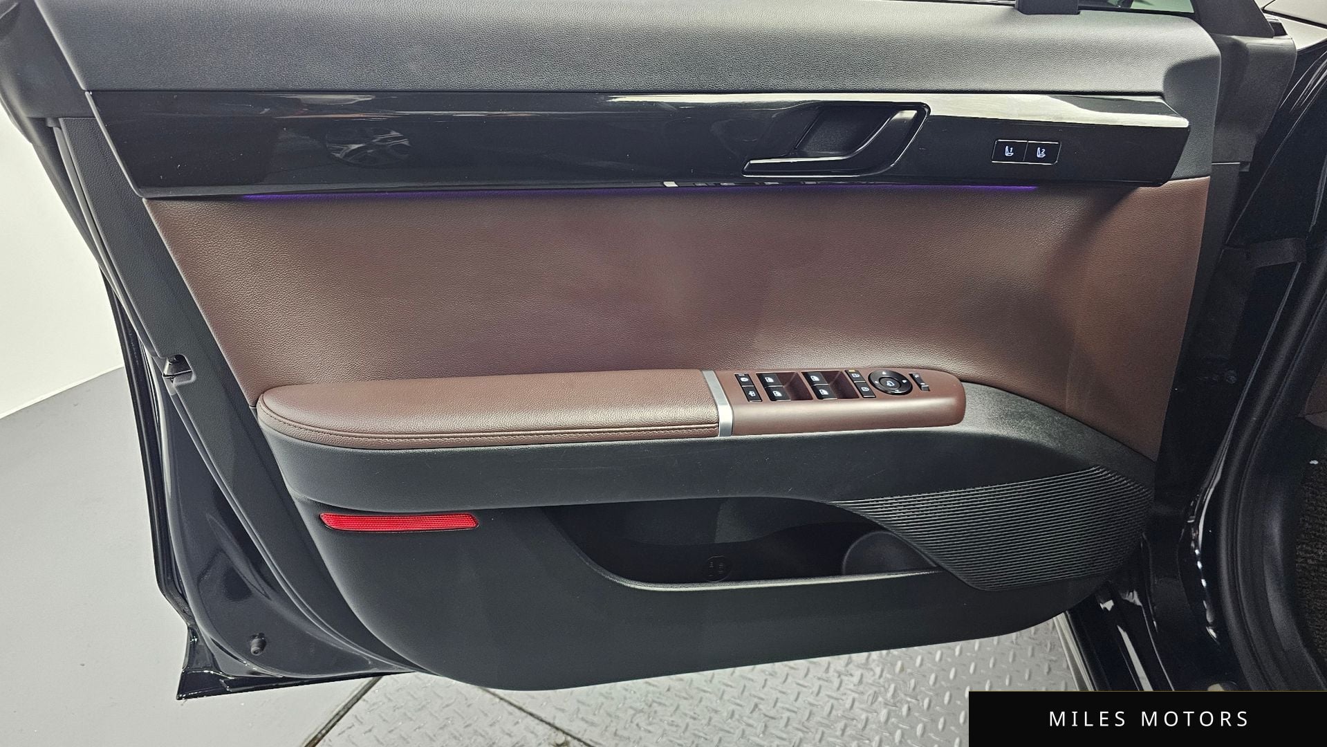 Hyundai 그랜저 하이브리드 (GN7) 2023 — миниатюра 14