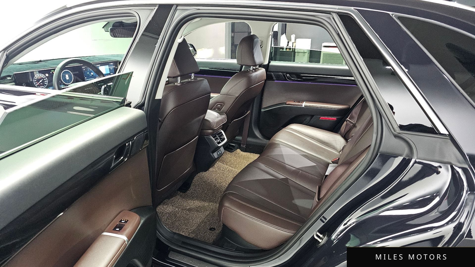 Hyundai 그랜저 하이브리드 (GN7) 2023 — миниатюра 16