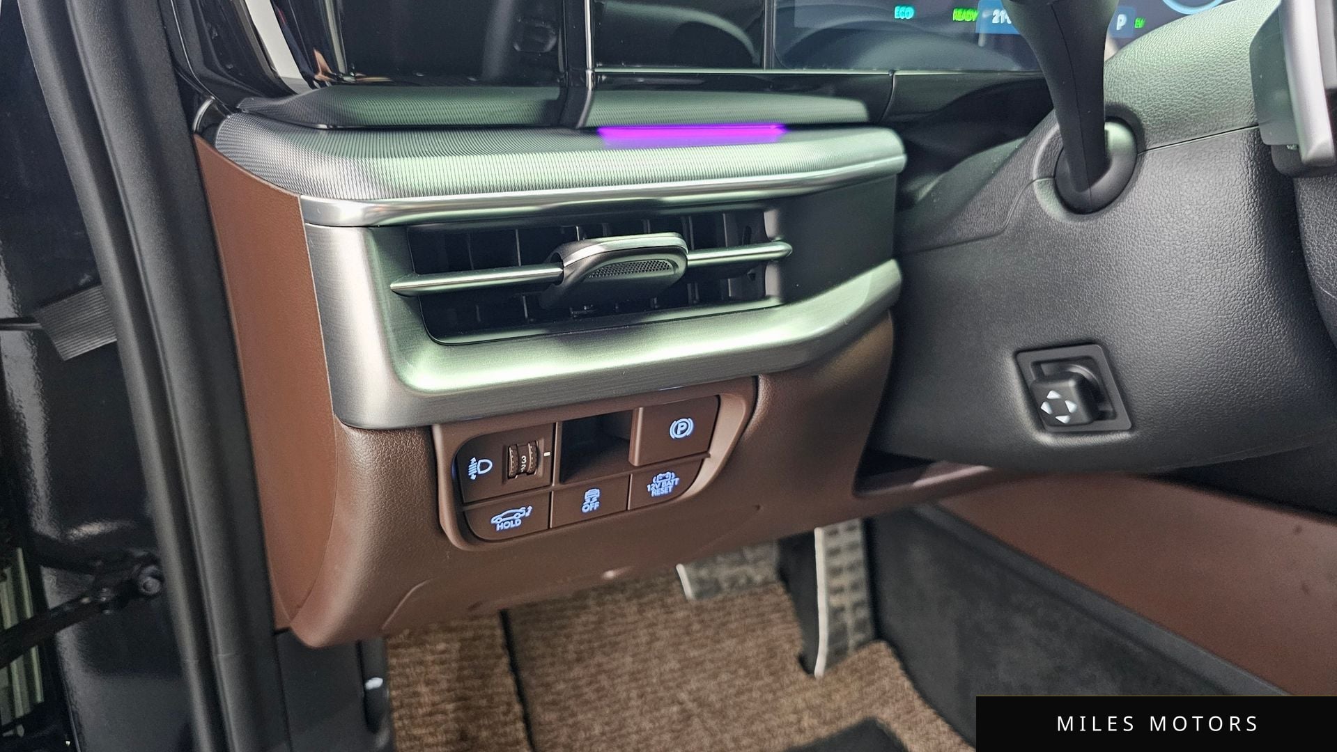 Hyundai 그랜저 하이브리드 (GN7) 2023 — миниатюра 33