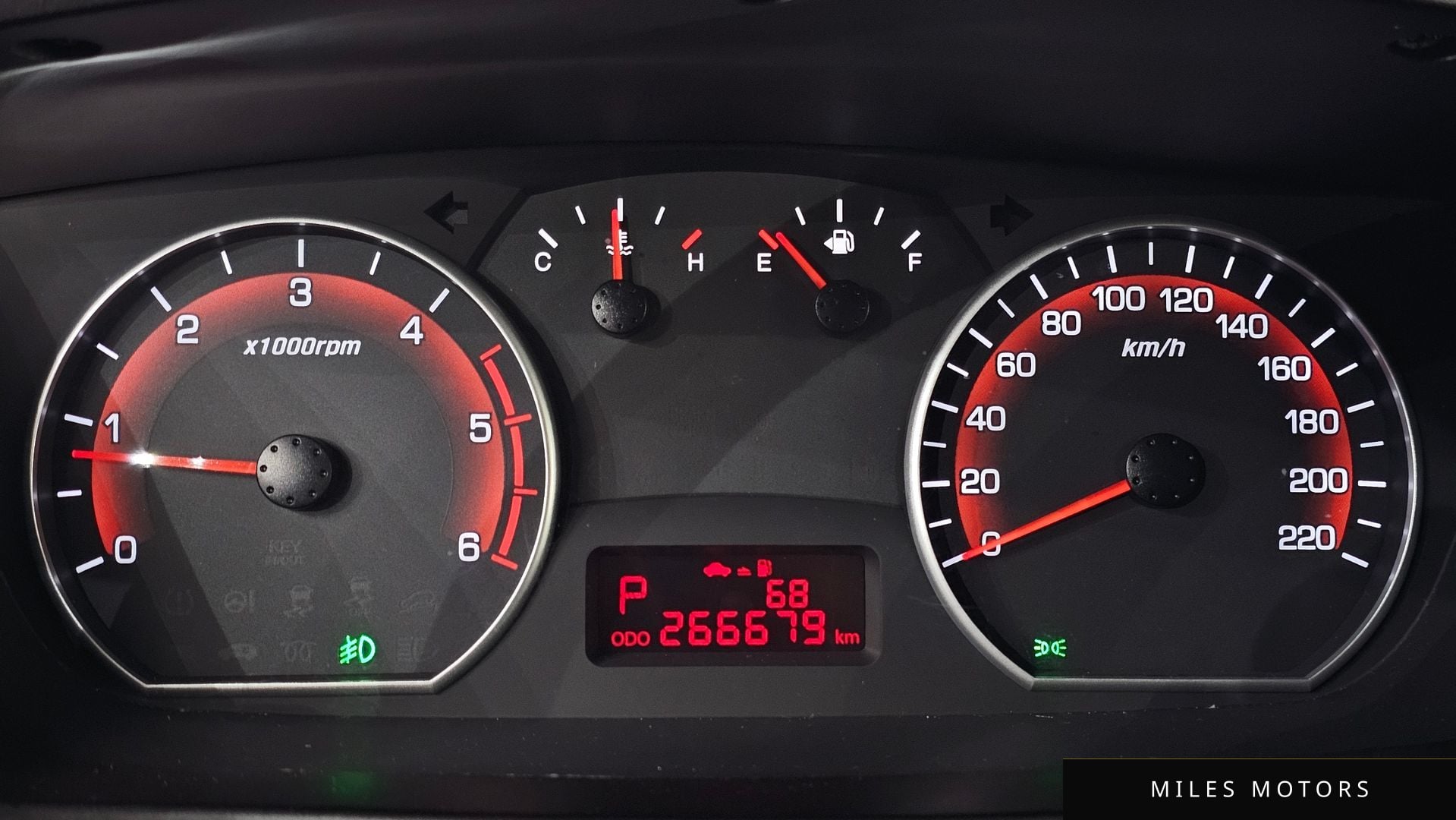 KG Mobility KORANDO 2014 — миниатюра 8
