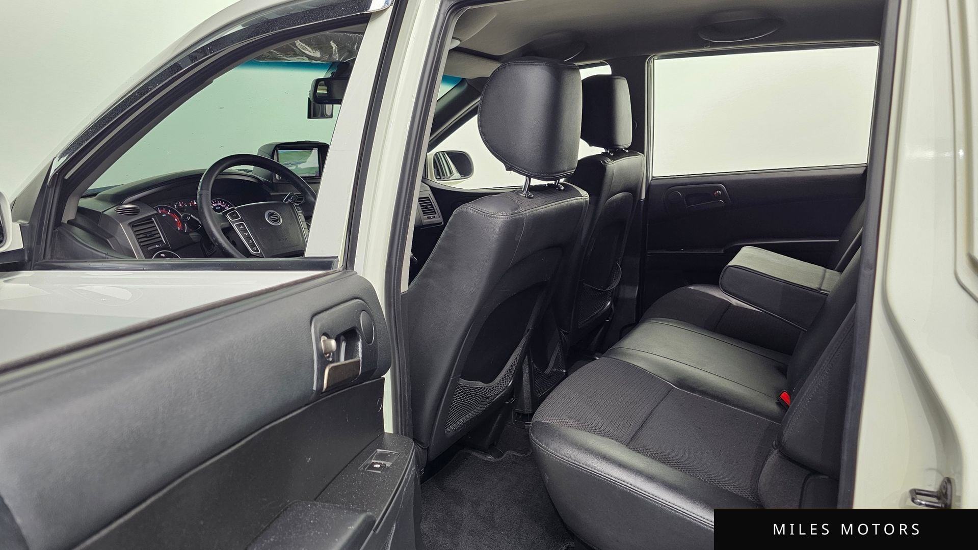 KG Mobility KORANDO 2014 — миниатюра 11