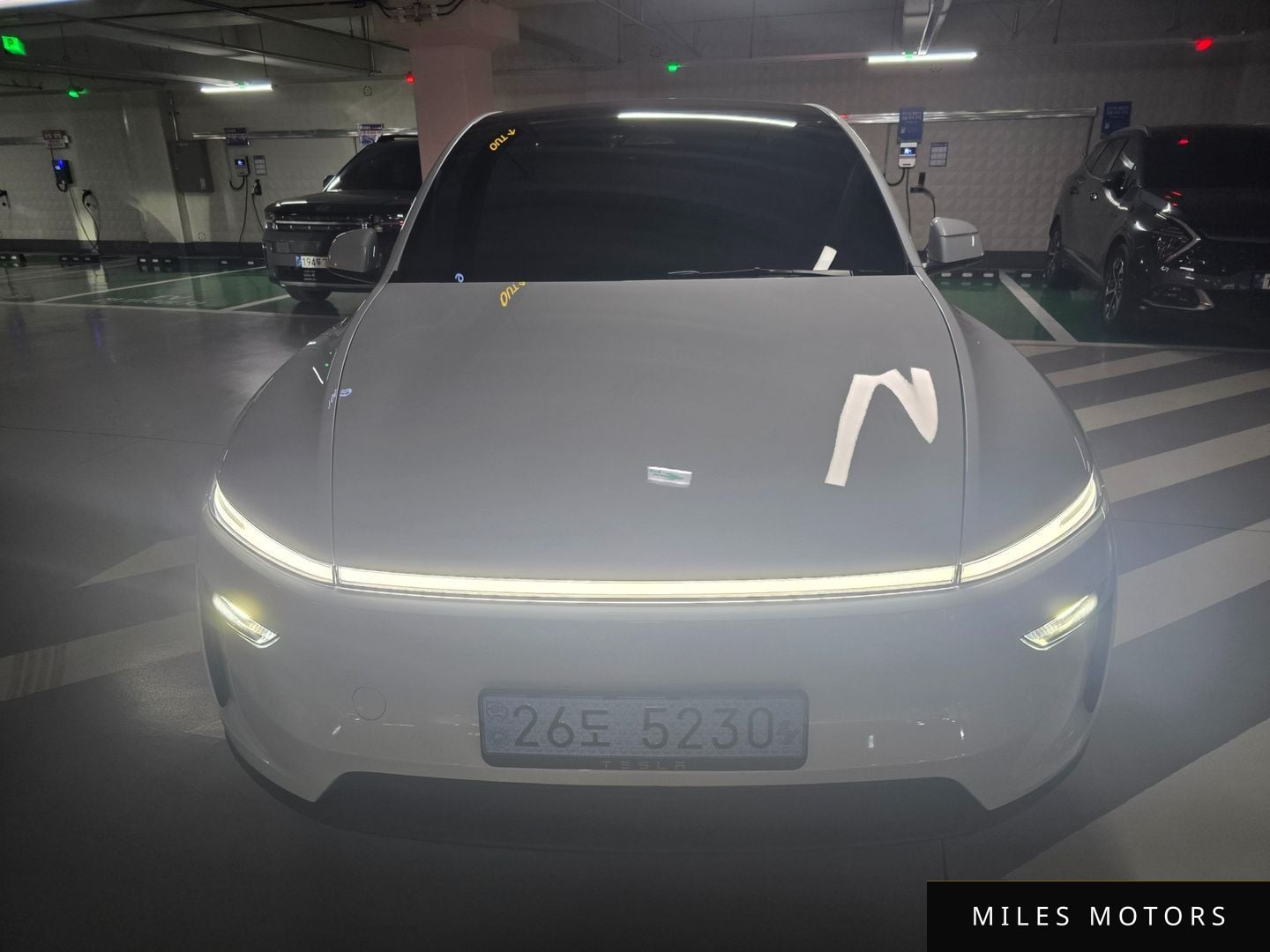 Tesla Model Y 2025 — миниатюра 2