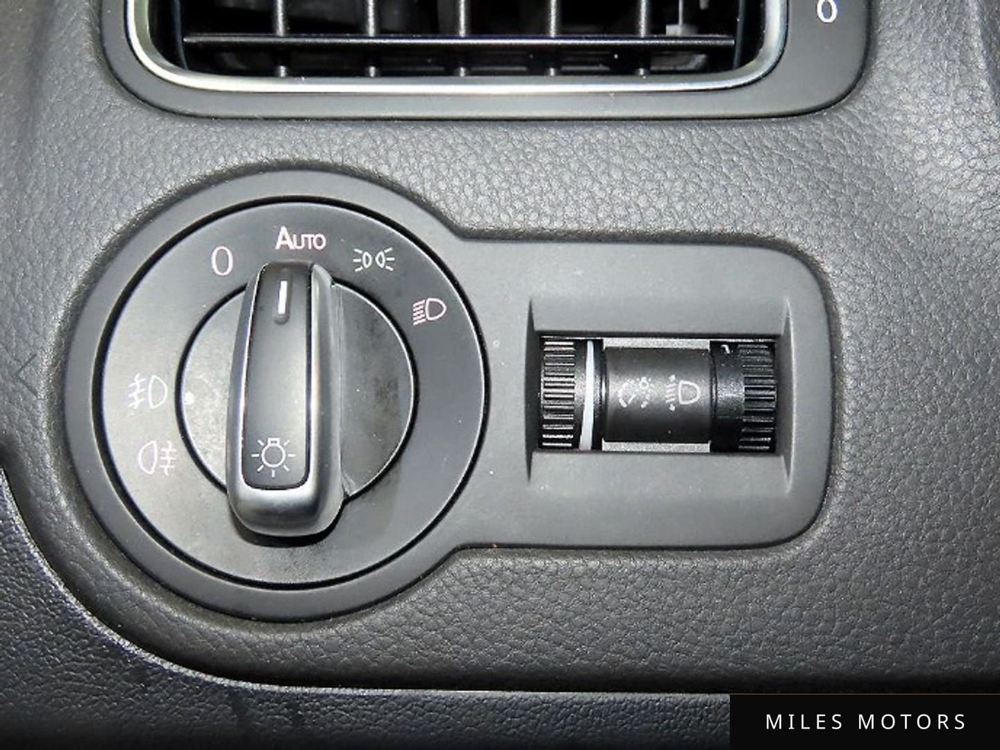 Volkswagen 폴로 2014 — миниатюра 13