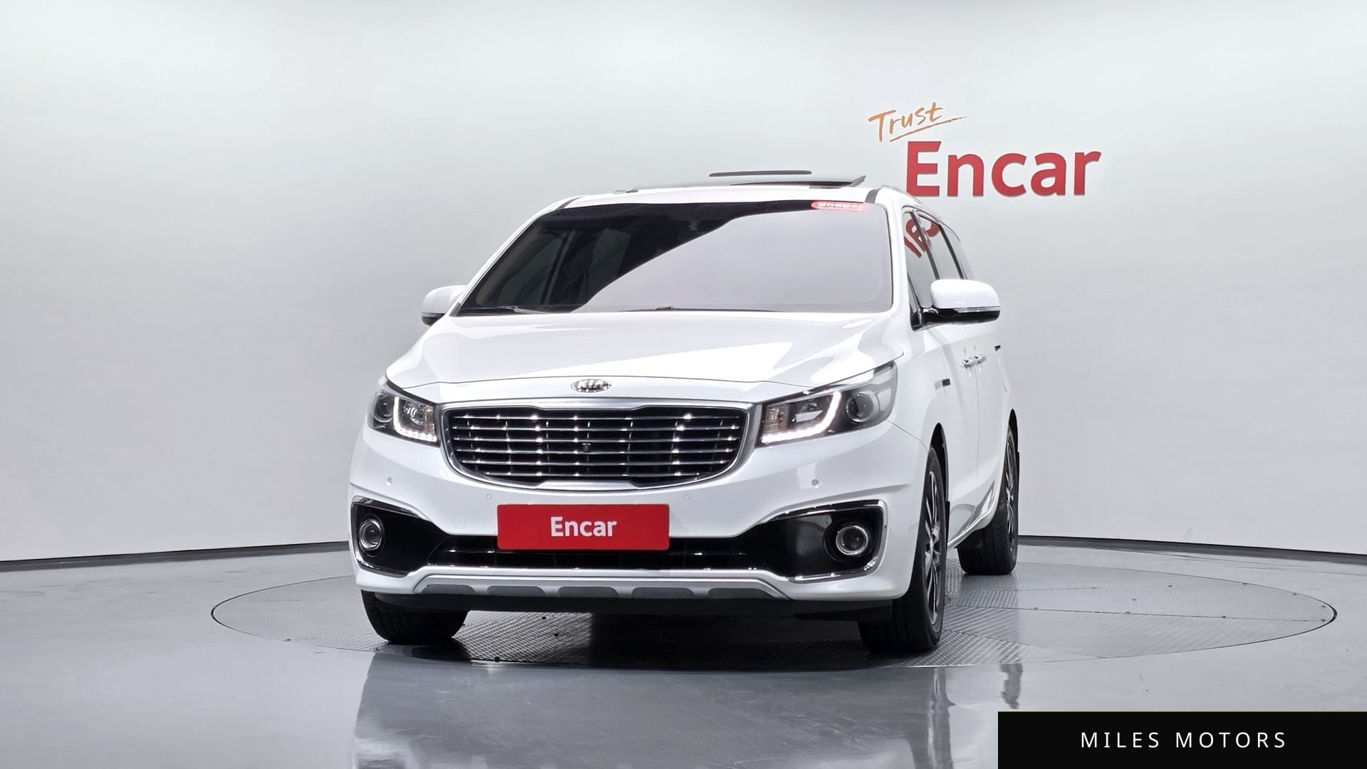 Kia Canival 2016 — миниатюра 2