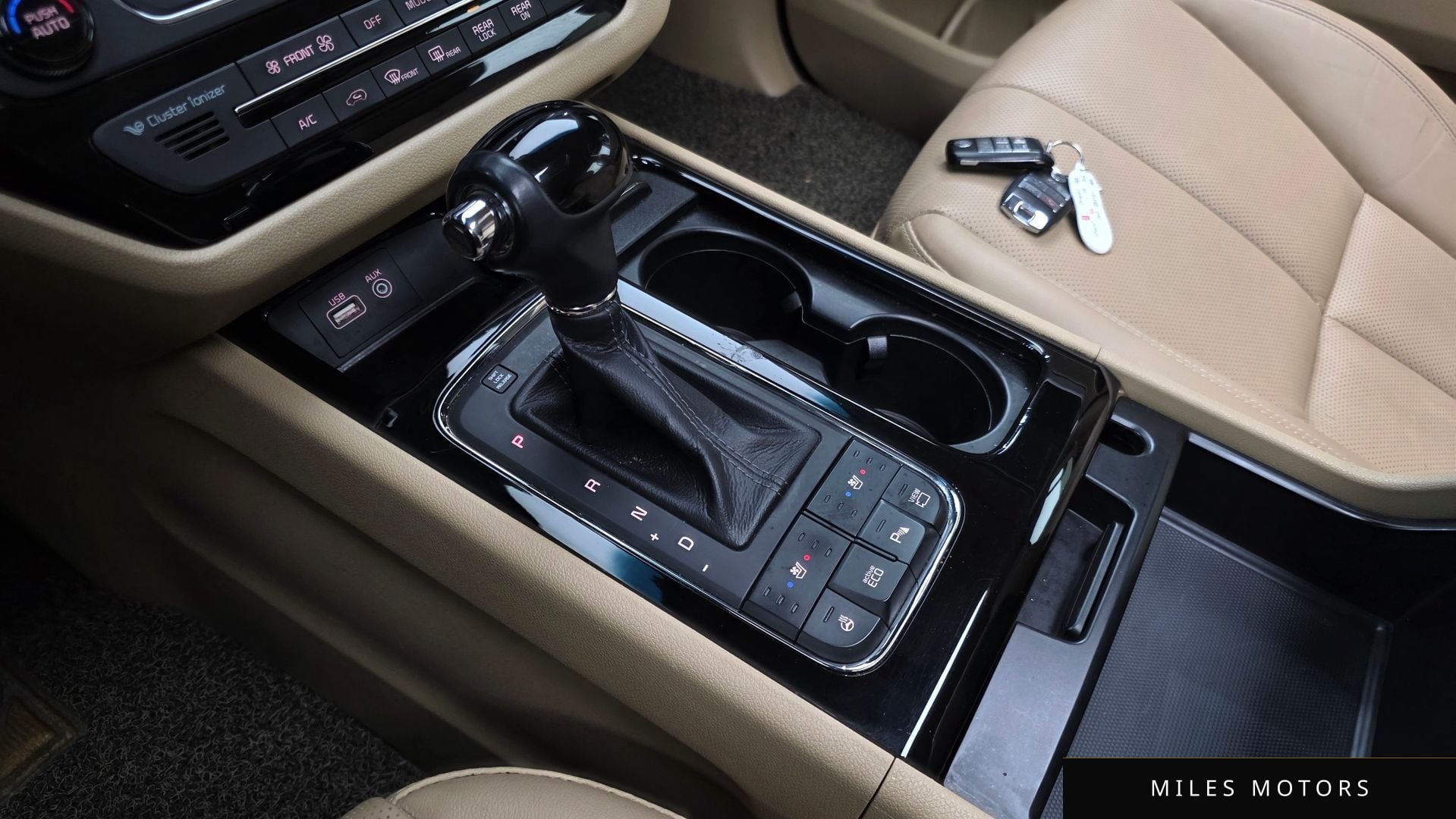 Kia Canival 2016 — миниатюра 11