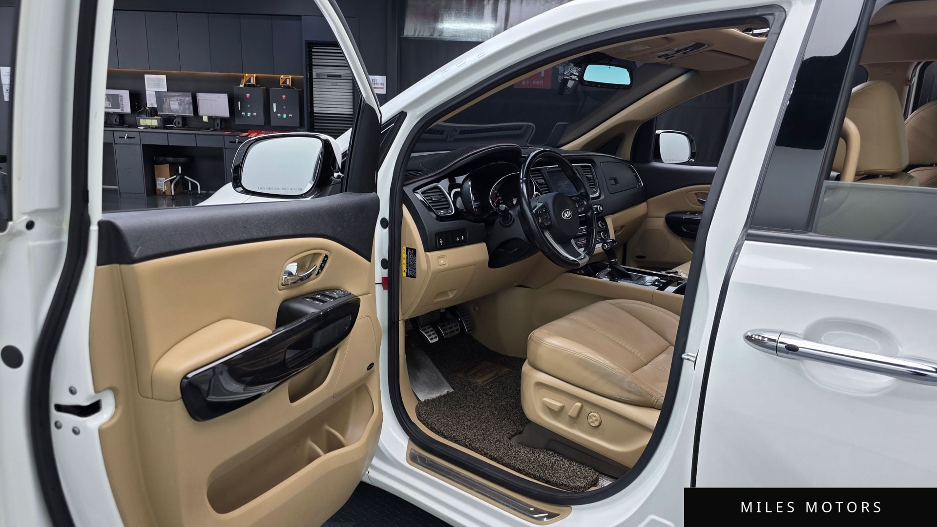 Kia Canival 2016 — миниатюра 12