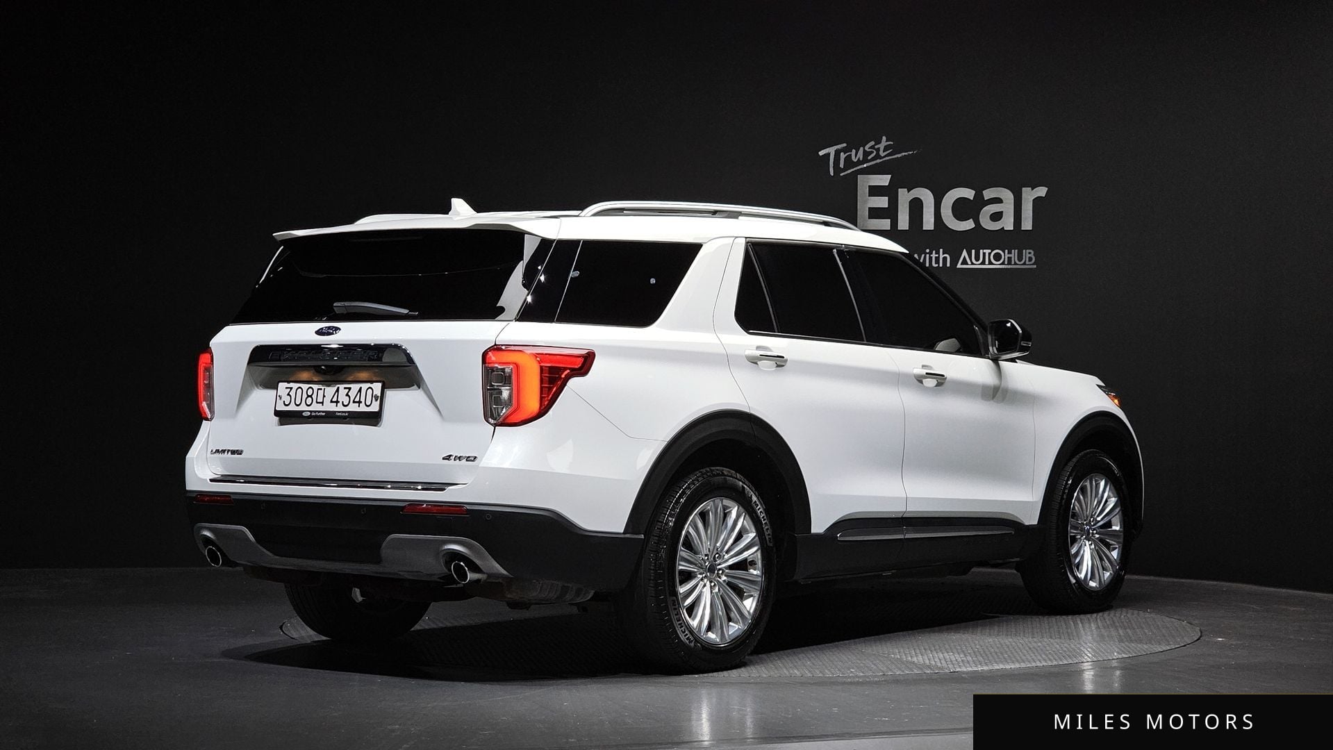 Ford Explorer 2021 — миниатюра 2