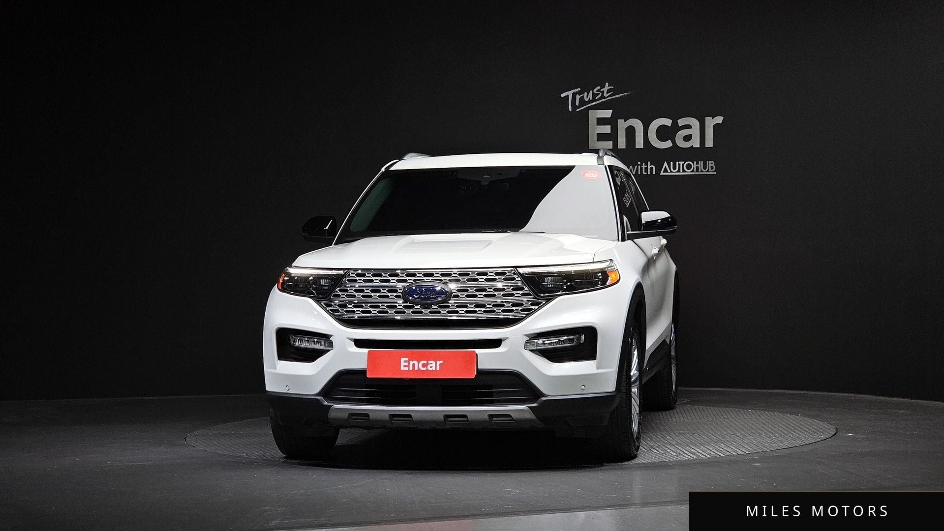 Ford Explorer 2021 — миниатюра 3