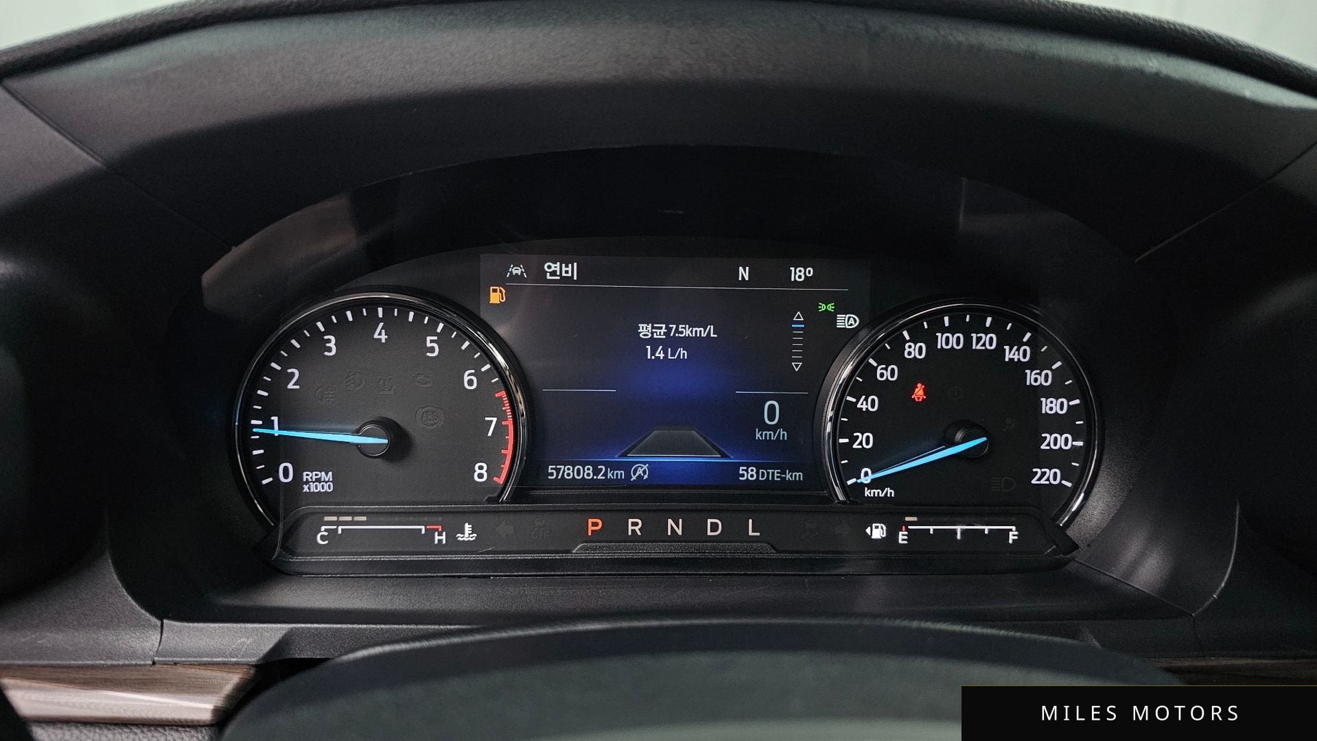 Ford Explorer 2021 — миниатюра 11