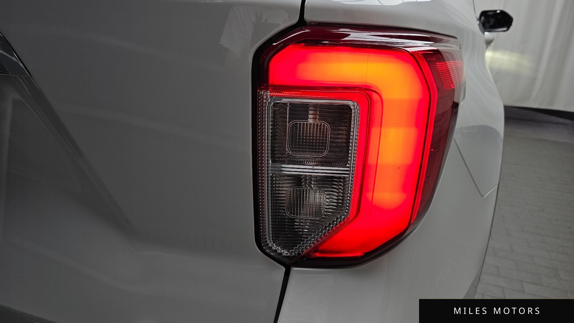 Ford Explorer 2021 — миниатюра 9