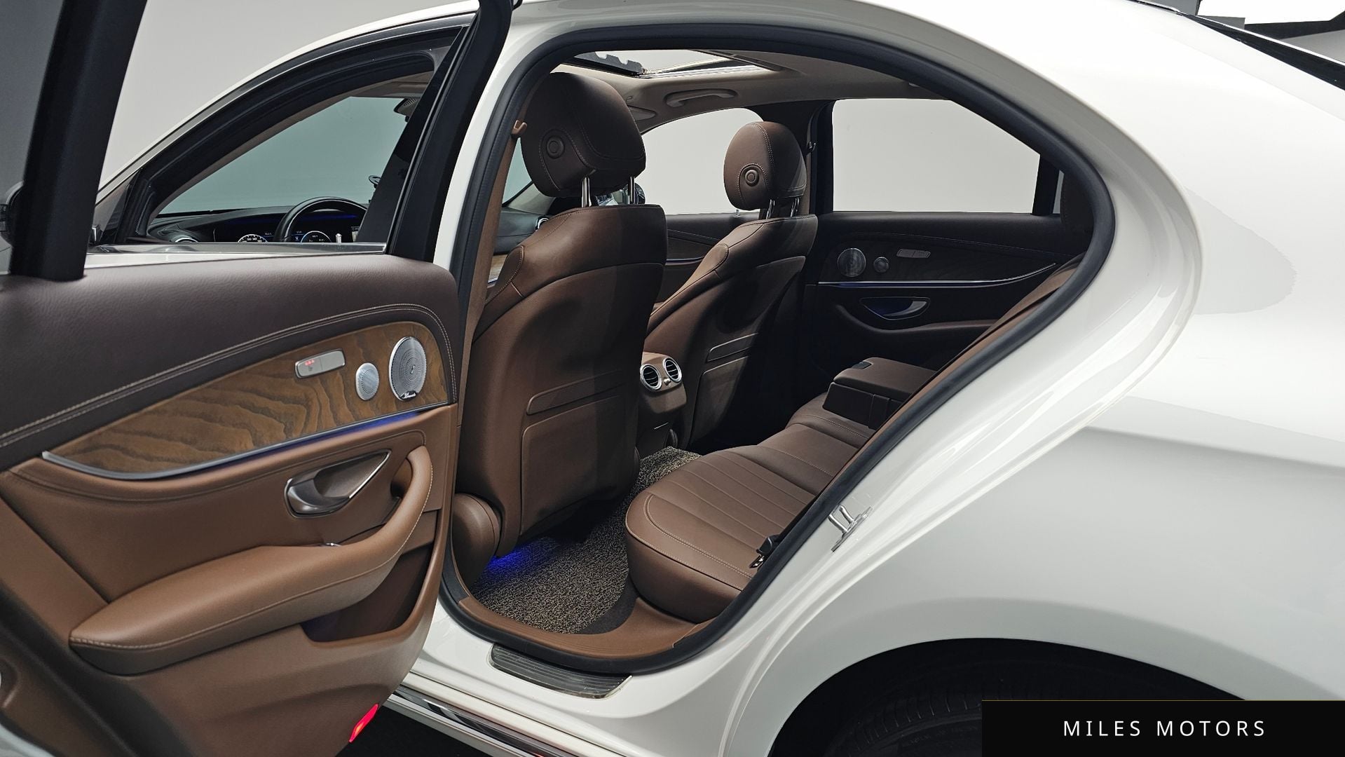 Mercedes-Benz E-클래스 W213 2018 — миниатюра 11