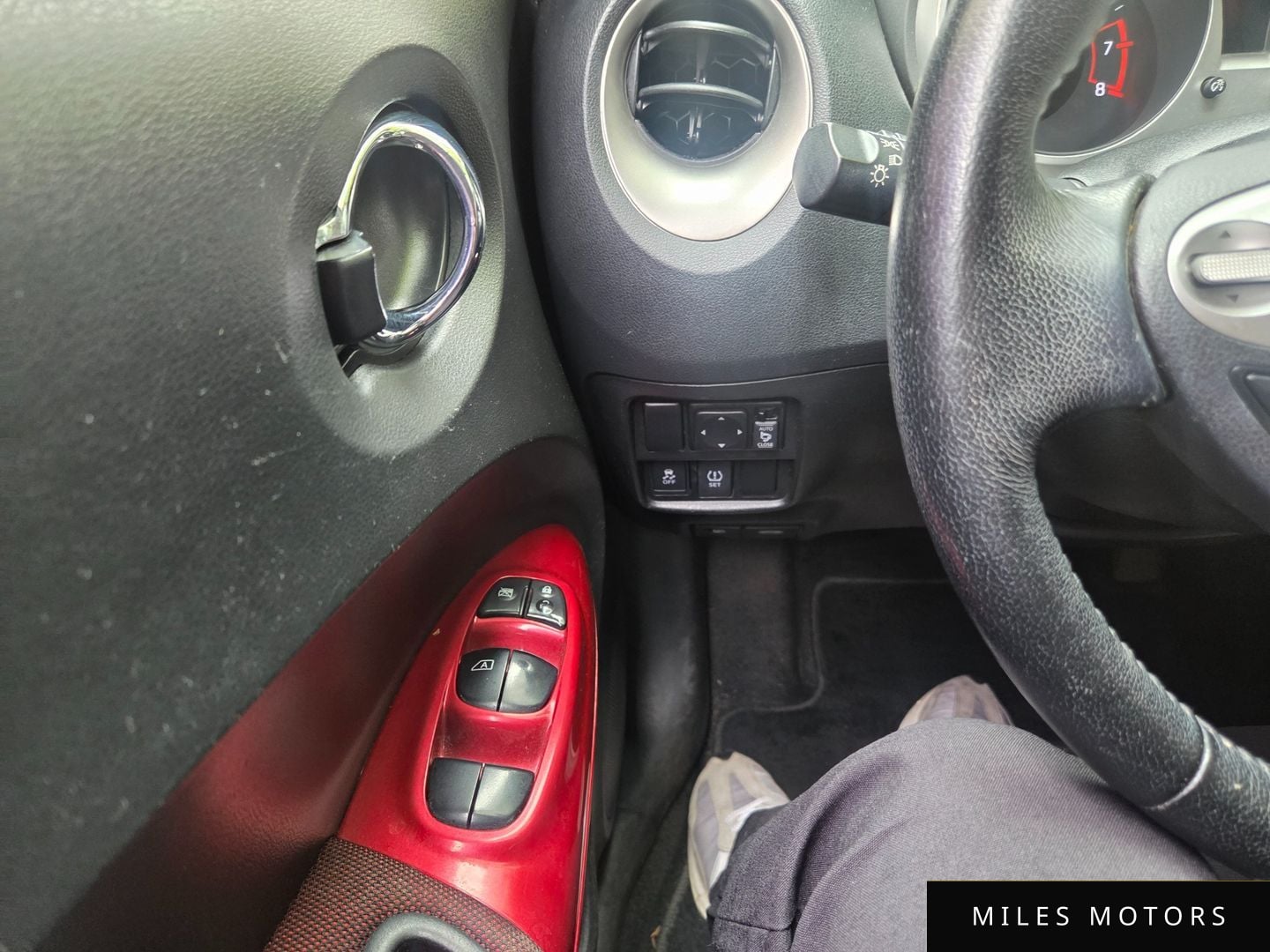 Nissan Juke 2016 — миниатюра 15