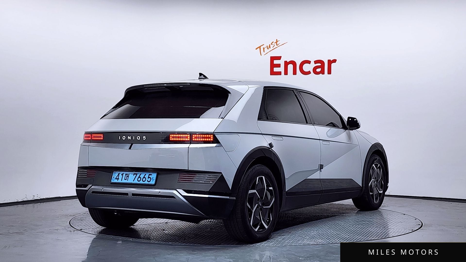 Hyundai Ioniq5 2022 — миниатюра 2