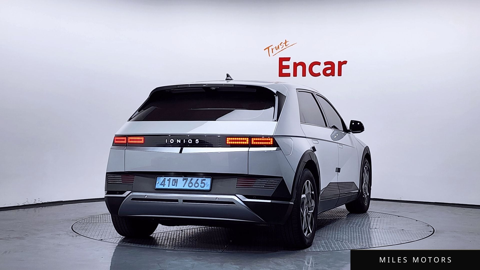 Hyundai Ioniq5 2022 — миниатюра 4
